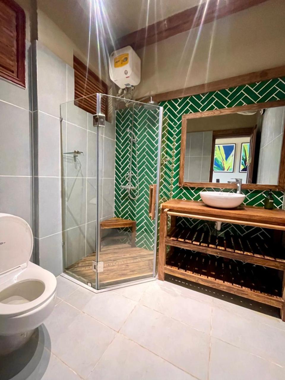 The Banana Tree Hostel Ниньбинь Экстерьер фото